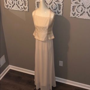 Beautiful mother of the bride or wedding dress!